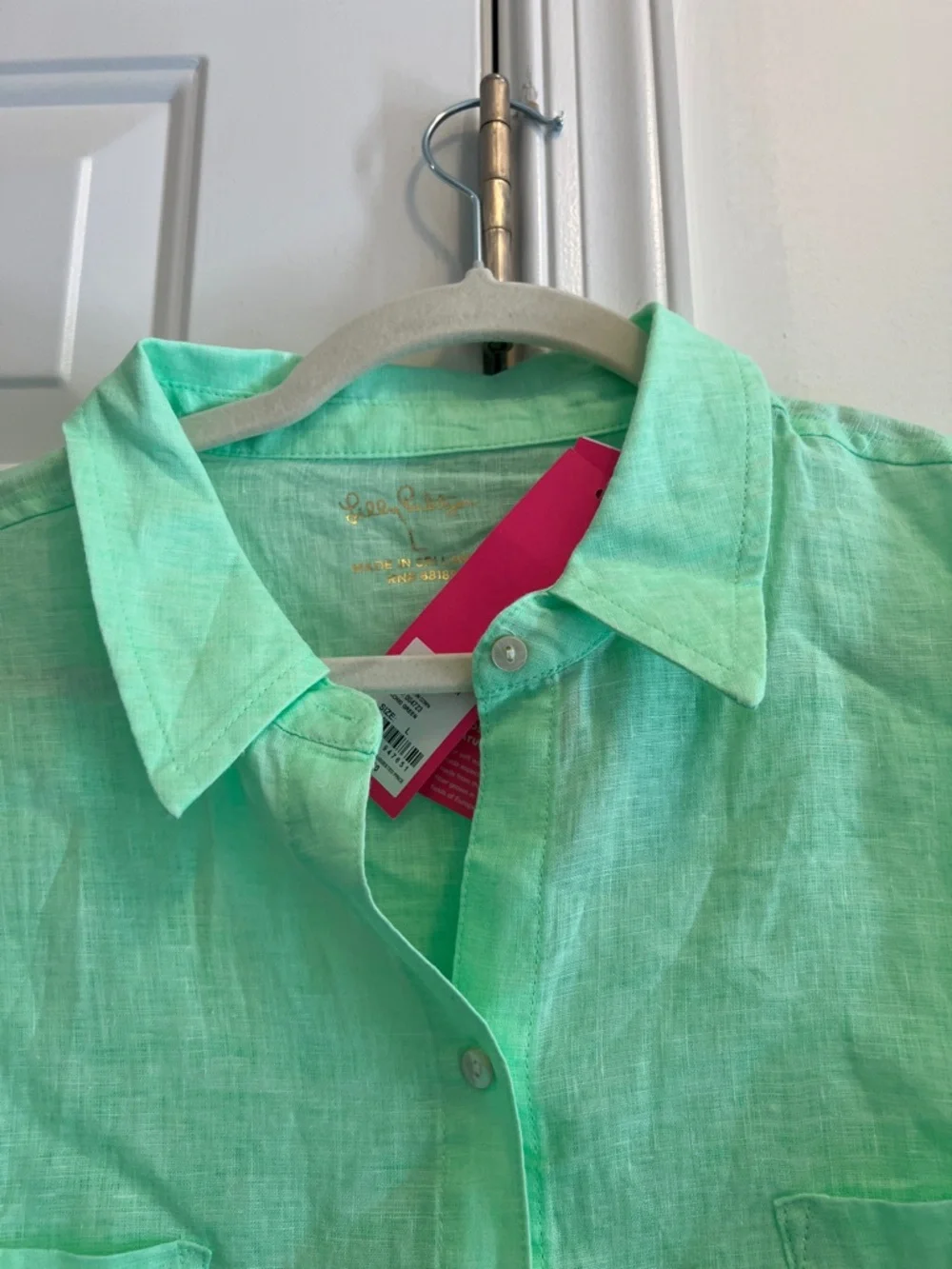 Lilly Pulitzer woman’s Large Seaview Linen button down shirt - Picture 3 of 5